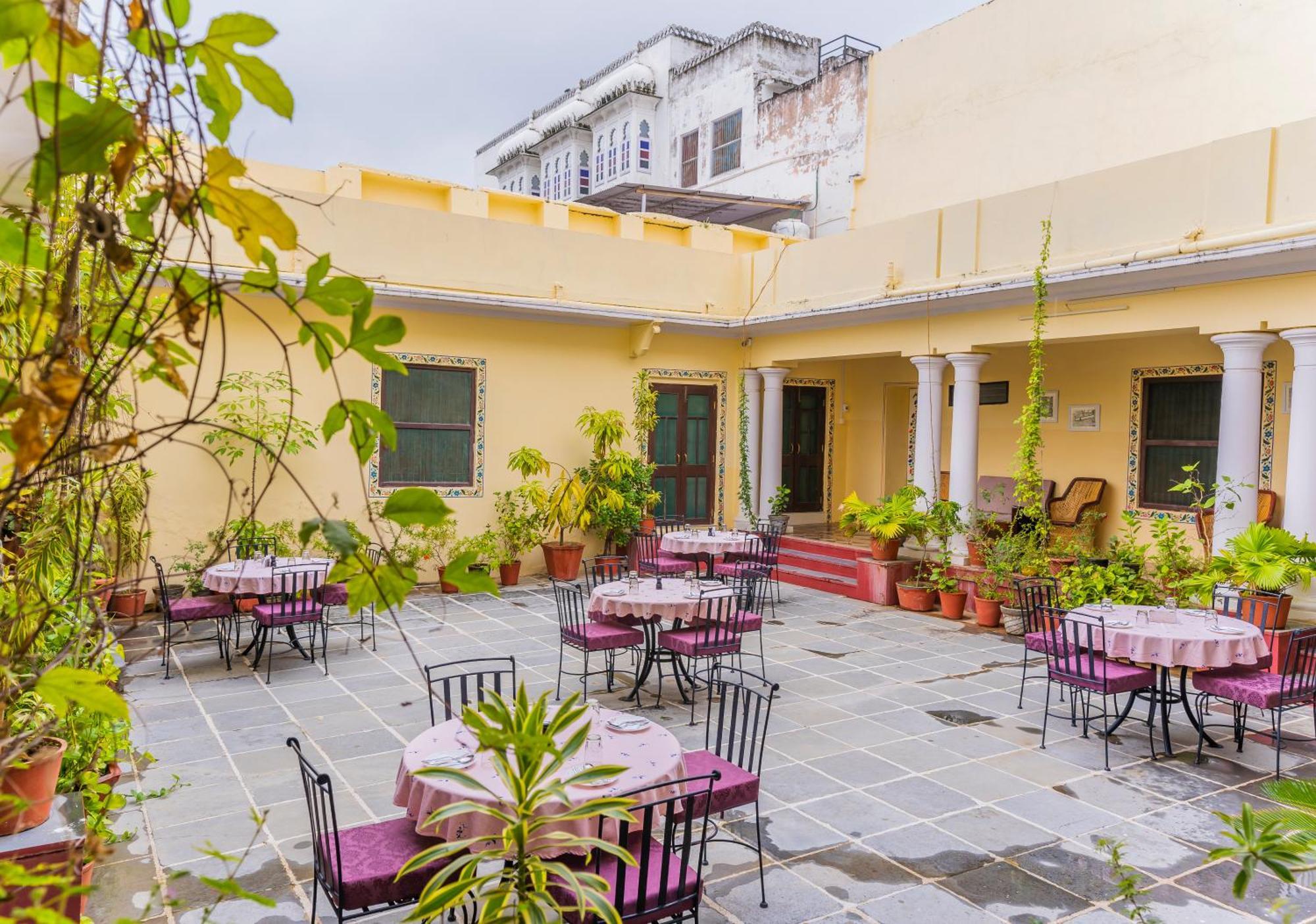 Kalyan Villa Homestay Удайпур Екстер'єр фото