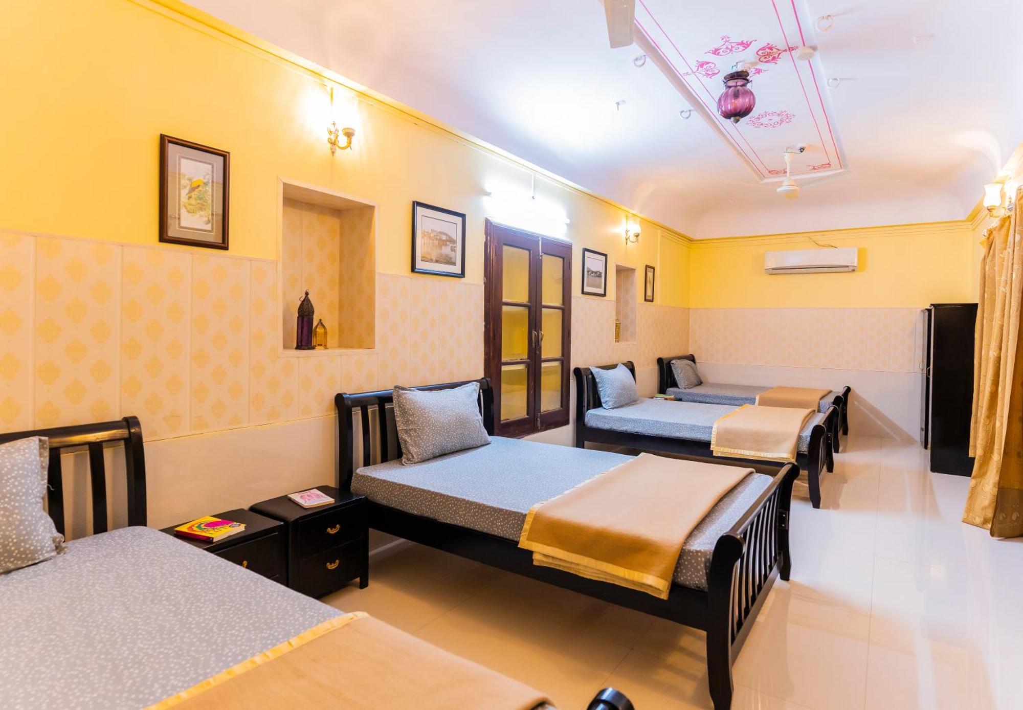 Kalyan Villa Homestay Удайпур Екстер'єр фото